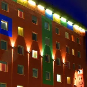 ファースト クリーティフ エレファント *** ミュンヘン